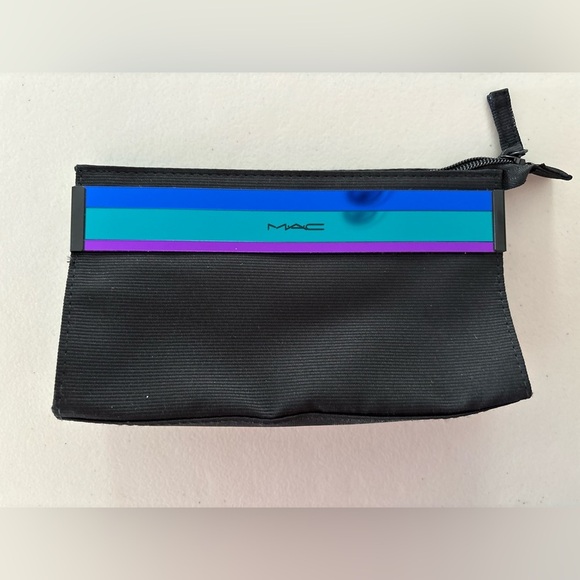 M•A•C Cosmetics | small cosmetic/makeup bag - Picture 6 of 15